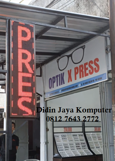 <p>Running text berdiri tampilan tulisannya berjalan ke atas dan ke bawah. Fungsi dan cara kerjanya tetap sama seperti running text pada umumnya. Running text berdiri ukuran 36x132cm dengan led warna merah. Harga murah dan garansi selama 1 tahun.</p>
